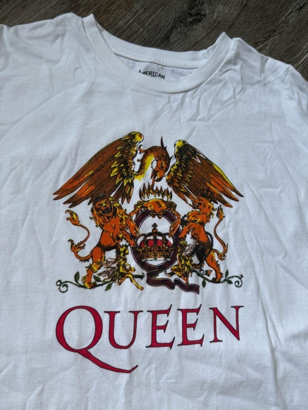 American Needle QUEEN Dragon Graphic T-shirt Band Tee Cotton White Size L XL - Picture 3 of 6